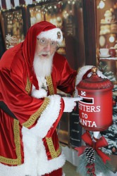 Santa20Dewey20202420008 1732252617 Santa Dewey