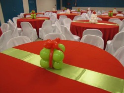 Present Balloon Centerpiece